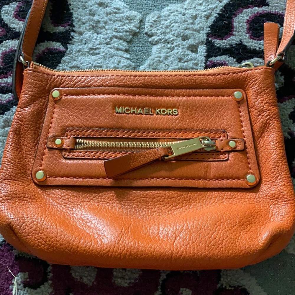 Micheal Kors crossbody